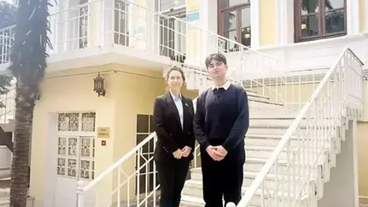 Lise Öğrencisi Cemil Türk, Harvard’ı Etkiledi Ekonomi Makalesine Ödül Verildi (3)