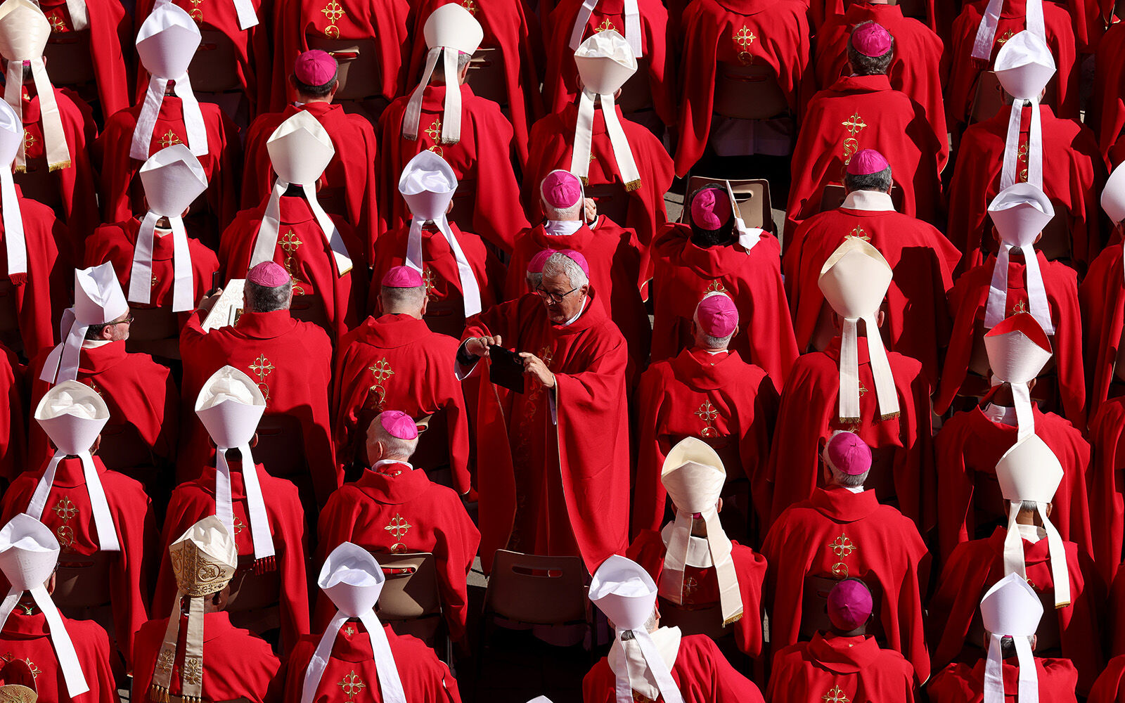 Papa Francis’in Cenazesinden Tarihe Geçen Fotoğraflar! 1