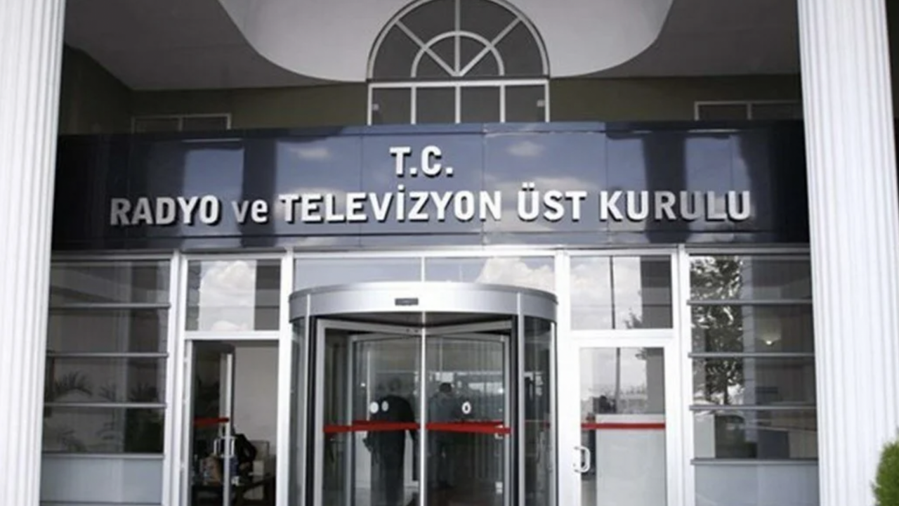 Rtük, Esra Erol’da Programı Hakkında Soruşturma Başlattı (1)