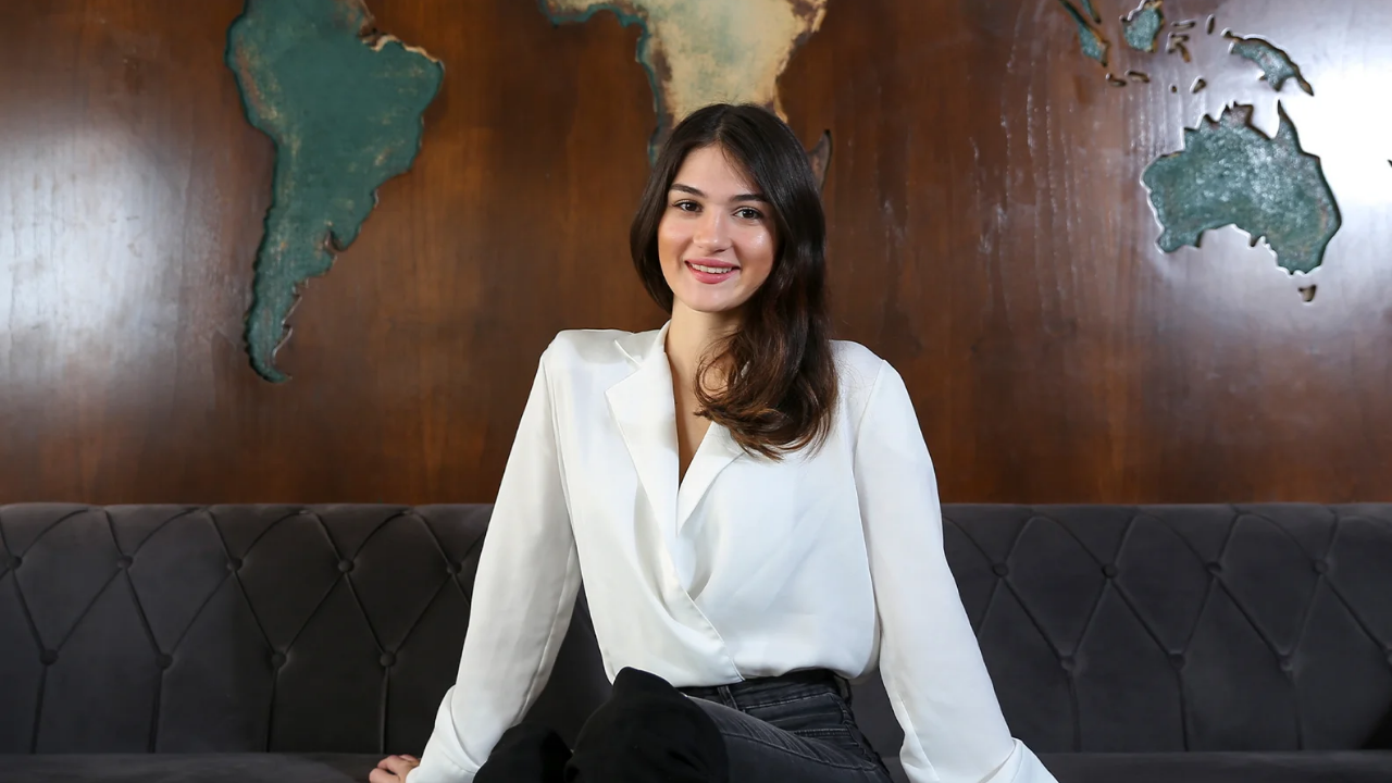 Survivor Murat Ceylan Teşkilat’ın Eski Oyuncusu Gizem Güneş Ile Sevgiliymiş (3)