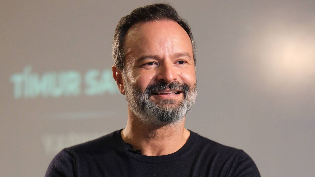 Teşkilat Dizisinde Aybüke Pusat Dönemi Bitti Yönetmen Timur Savcı Sebebini Açıkladı (1)