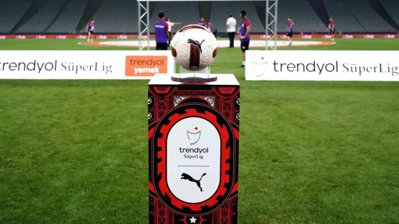 Tff, Süper Lig’de Kemerleri Sıkıyor Yeni Sezonda Takım Sayısı Düşüyor