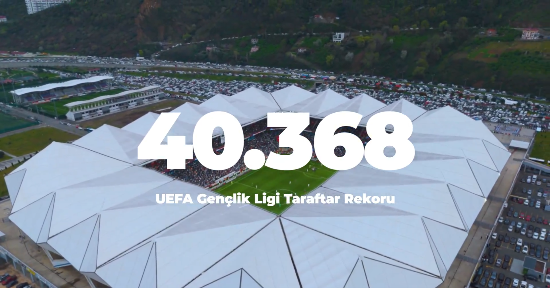 Trabzonspor U19, Uefa Gençlik Ligi'nde Dünya Seyirci Rekoru Kırdı! (1)