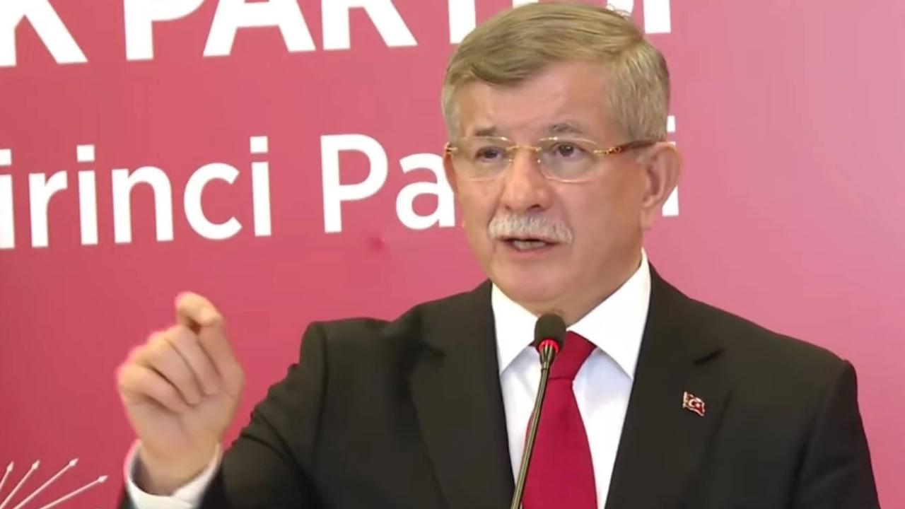 ‘’Trumpoğlu’’ Yorumları Sosyal Medyayı Salladı Ahmet Davutoğlu Yeni Saçıyla Gündemde (2)
