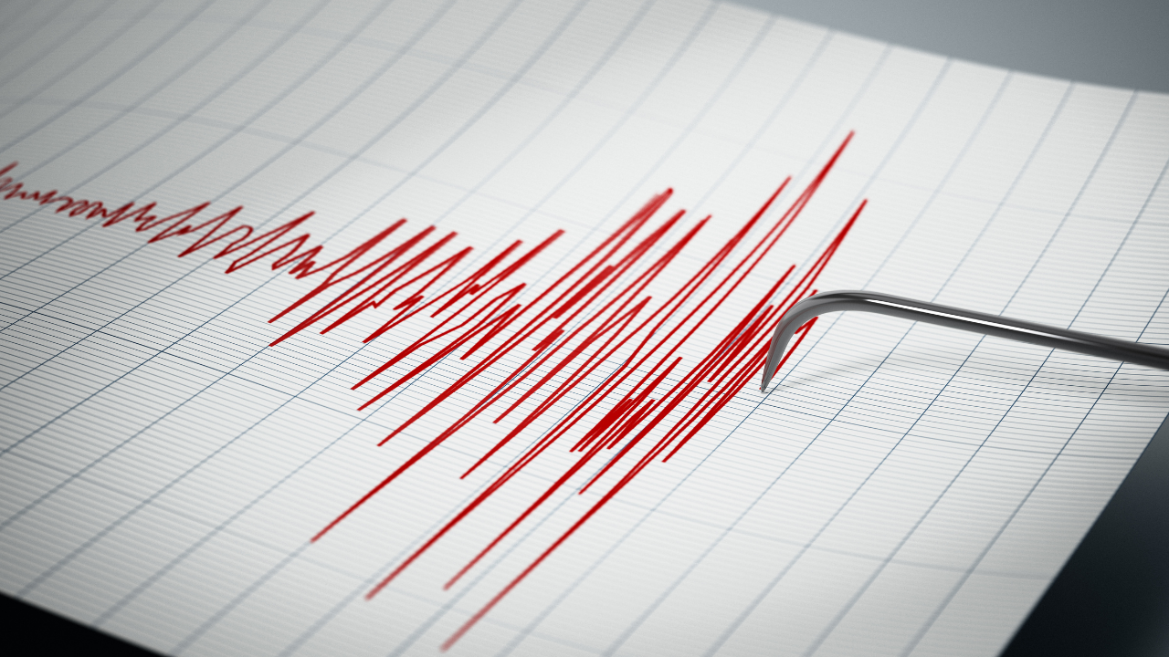 Van'da Peş Peşe İki Deprem! (1)