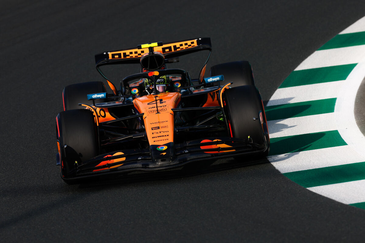 Verstappen Efsanesi Geri Mi Döndü Verstappen Pole'de, Norris Kaza Yaptı 2