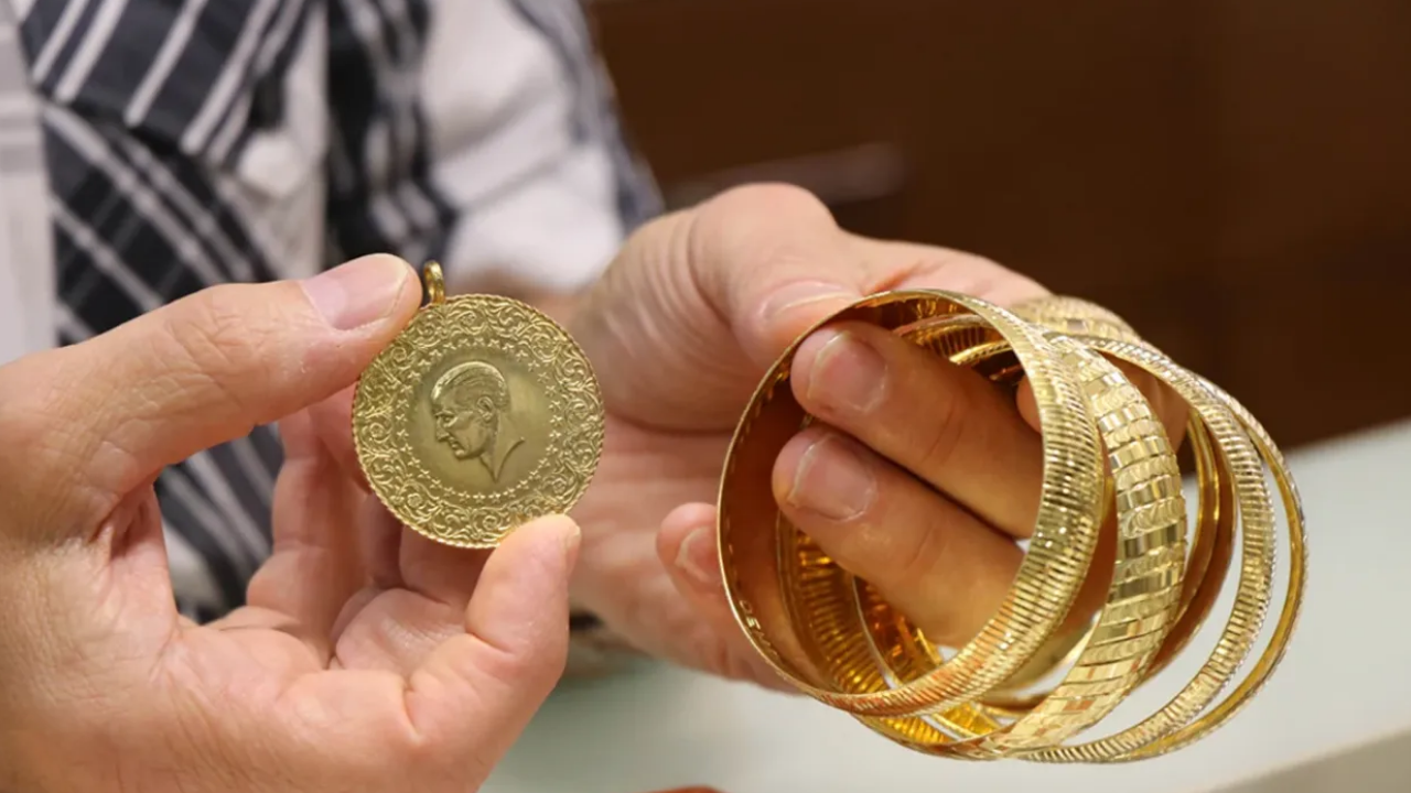 Altın Fiyatlarında Belirsizlik Sürüyor Şu An Almak Mantıklı Mı (1)