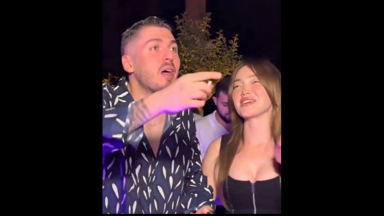 Aşk Dedikoduları Arttı Danla Bilic Ile Blok3 Lansman Gecesinde El Ele (3)