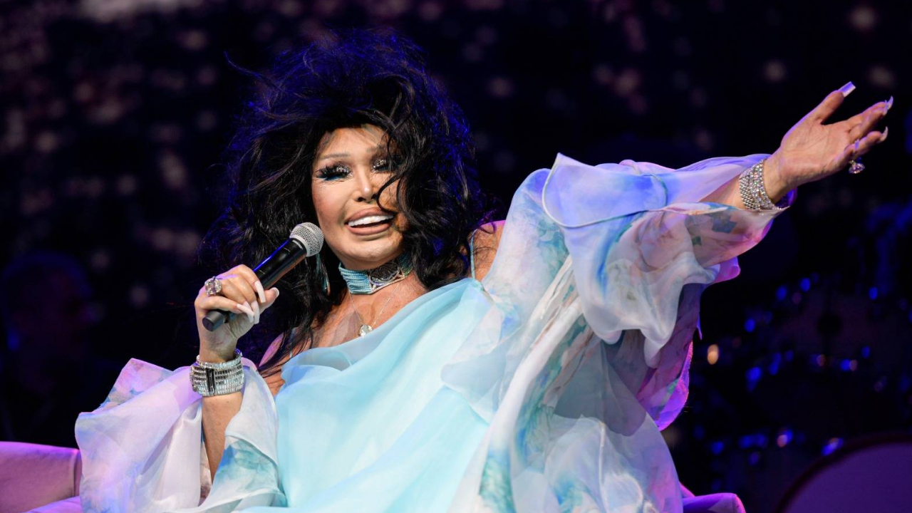 Kurban Bayramı’nda konserden milyonları vuran ünlüler! İşte bayram sahnesine çıkacak o isimler ve ücretleri 9