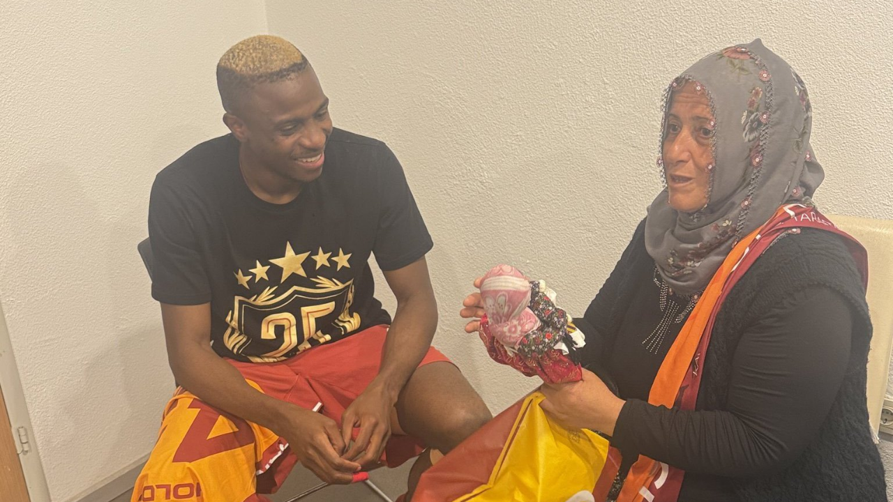 Galatasaray'ın Şampiyonluk Kutlamalarında Dikkat Çeken Anlar 7