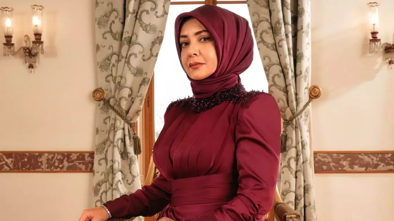 Kızılcık Şerbeti’nin Pembe'si Sibel Taşçıoğlu’ndan Diziye Dair Çarpıcı Açıklama (2)