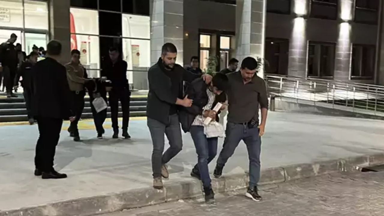 1 Yıldır Kayıptı, Cansız Bedeni Bulundu:Aile Toplantısında 