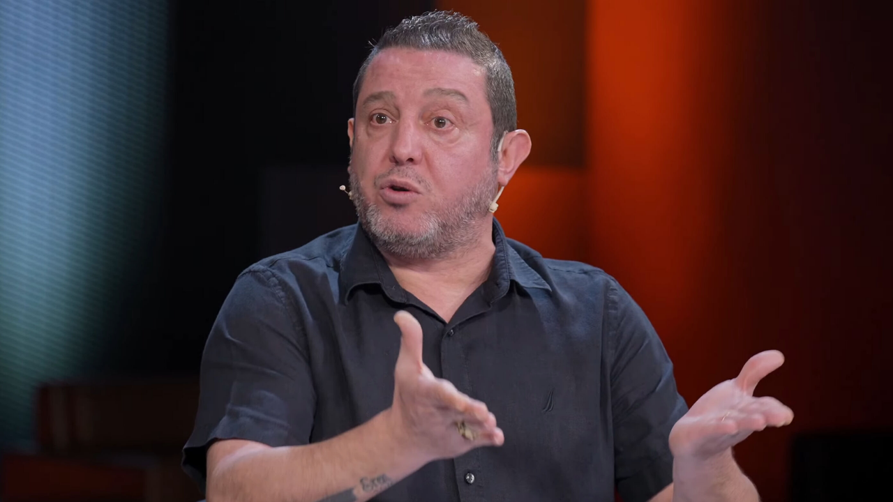 Nihat Kahveci’ye Mahkemeden Ağır Darbe Çocuklarına Yaklaşması Yasaklandı (1)