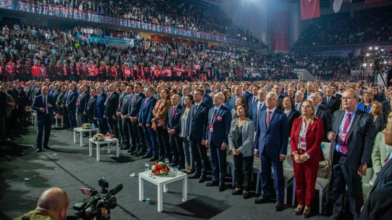 Chp Kurultayında Usulsüzlük Iddiası Ekrem İmamoğlu Dahil 12 Kişiye Hapis Talebi