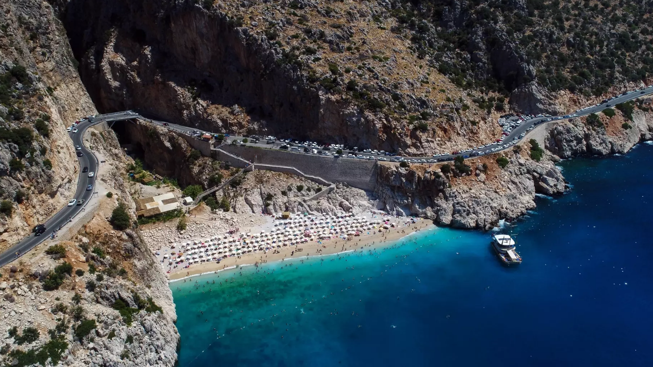 Kaş’ın Incisi Kaputaş’a Giriş Artık Ücretli 50 Tl’lik Fiyat Tepki Çekti