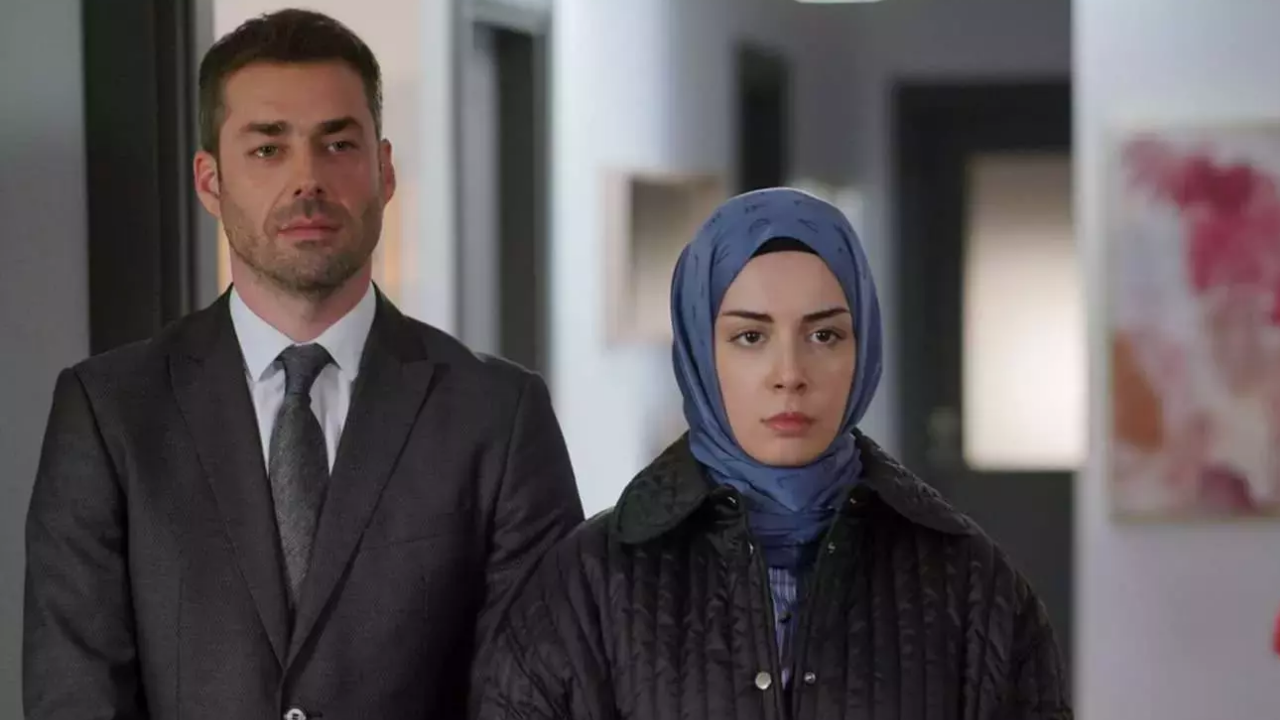 Kızılcık Şerbeti’nde Yapraklar Art Arda Dökülüyor 4 Karakter Kadrodan Çıkıyor