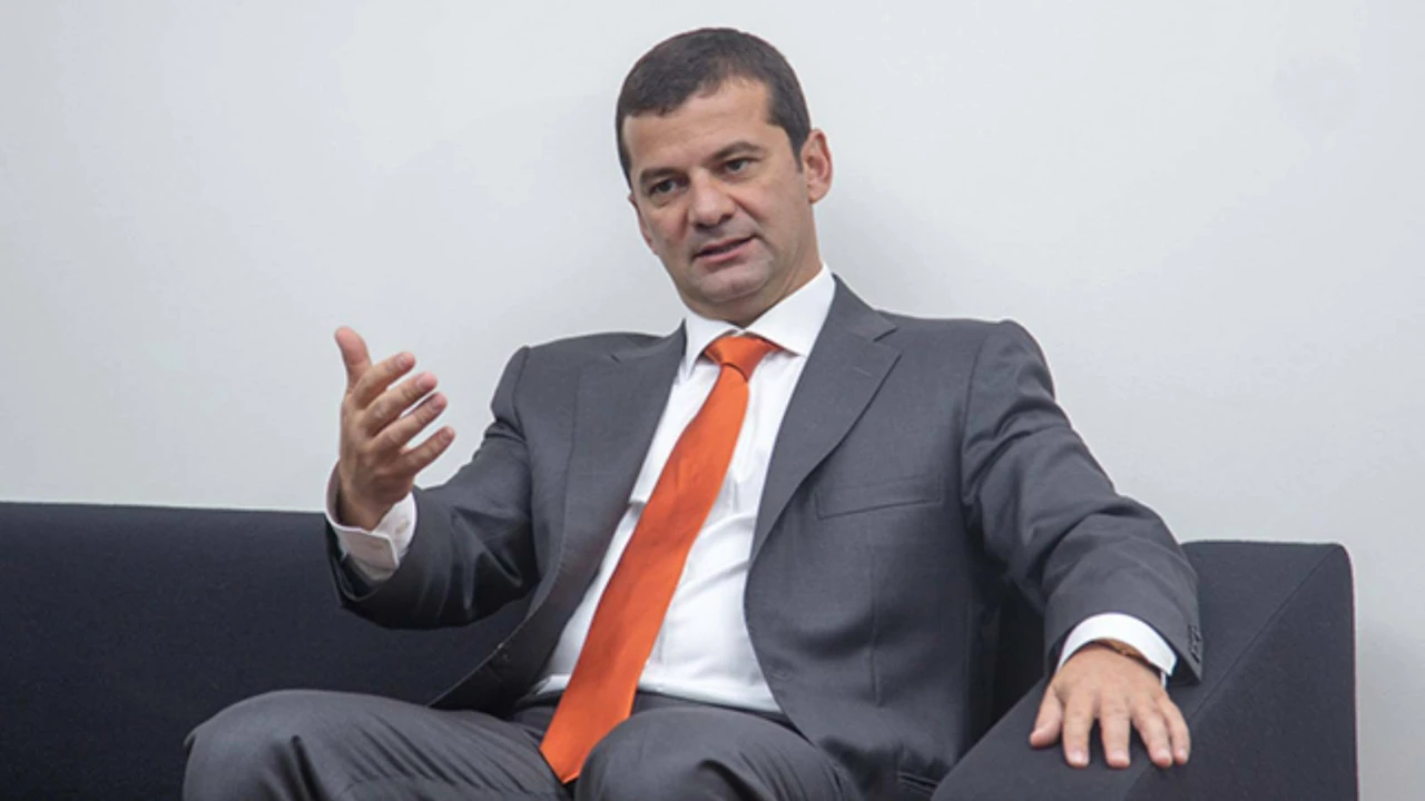 Bartu Soraldan Istifa Karari Ftdd