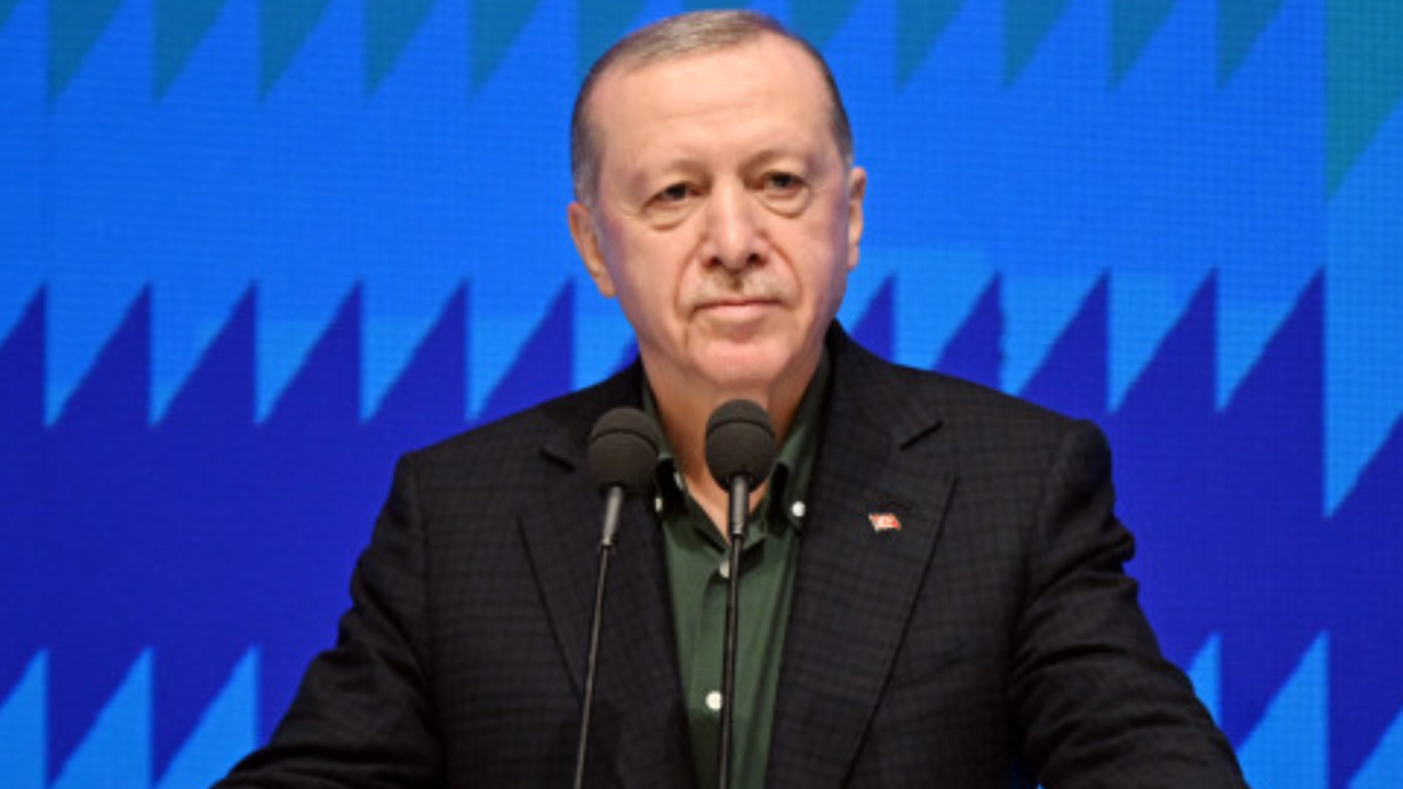 Cumhurbaşkanı Erdoğan, Merakla Beklenen Açıklamayı Yaptı! (1)