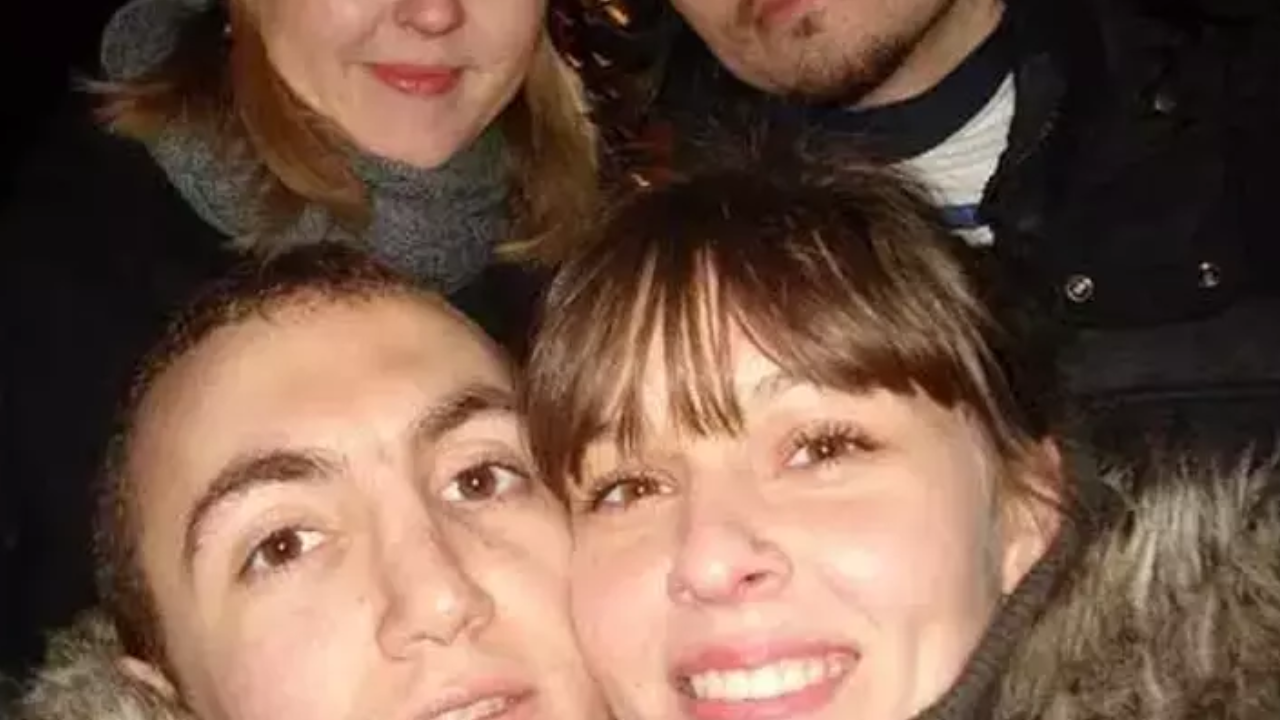 Muhabbet Kuşuna Benzeyen Seri Ktil Atalay Filiz (1)