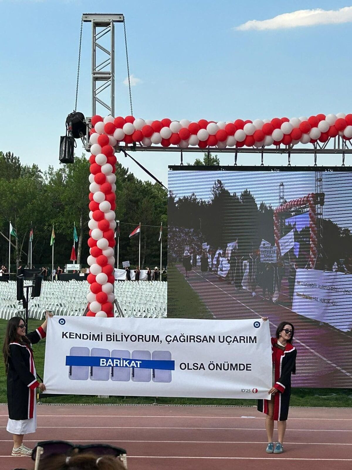ODTÜ 2025 Mezuniyetinden En İyi Pankartlar 17