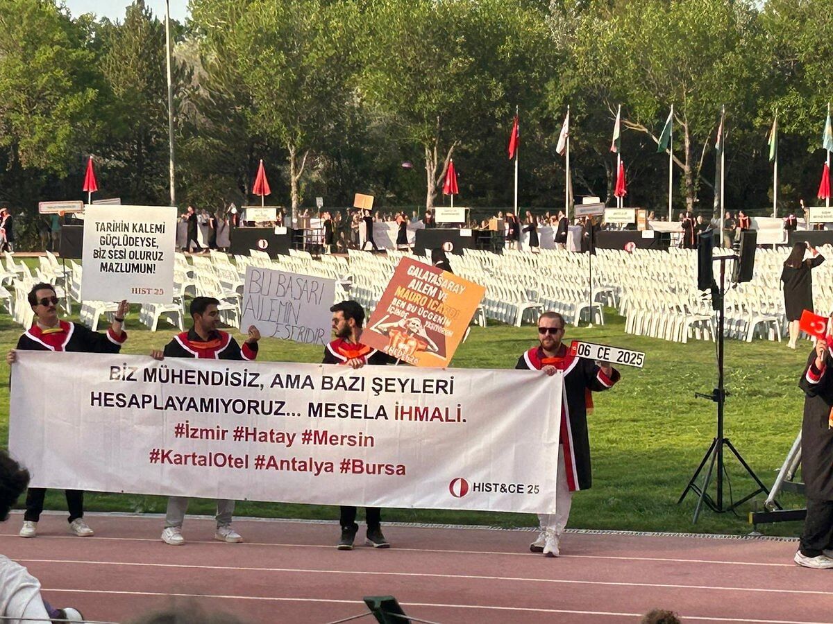 ODTÜ 2025 Mezuniyetinden En İyi Pankartlar 24