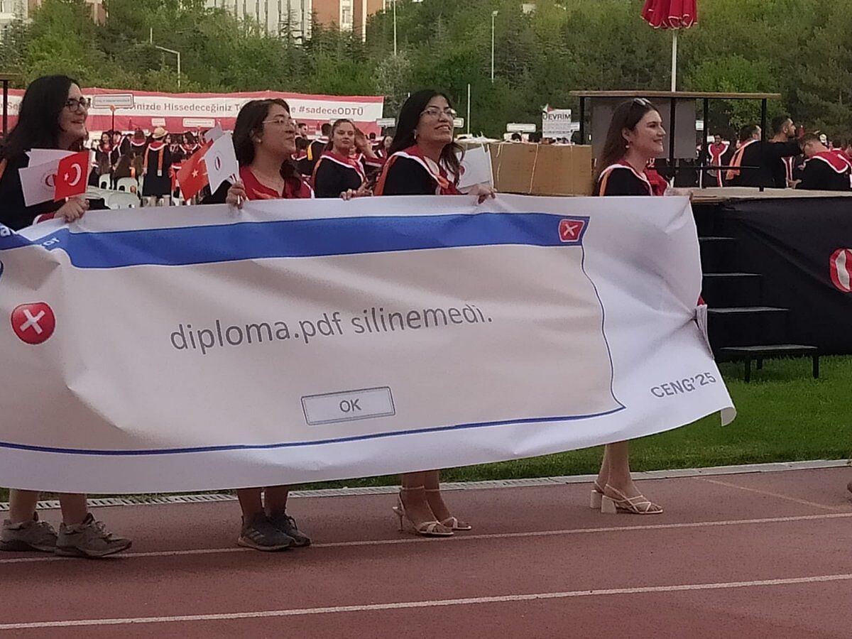 ODTÜ 2025 Mezuniyetinden En İyi Pankartlar 3
