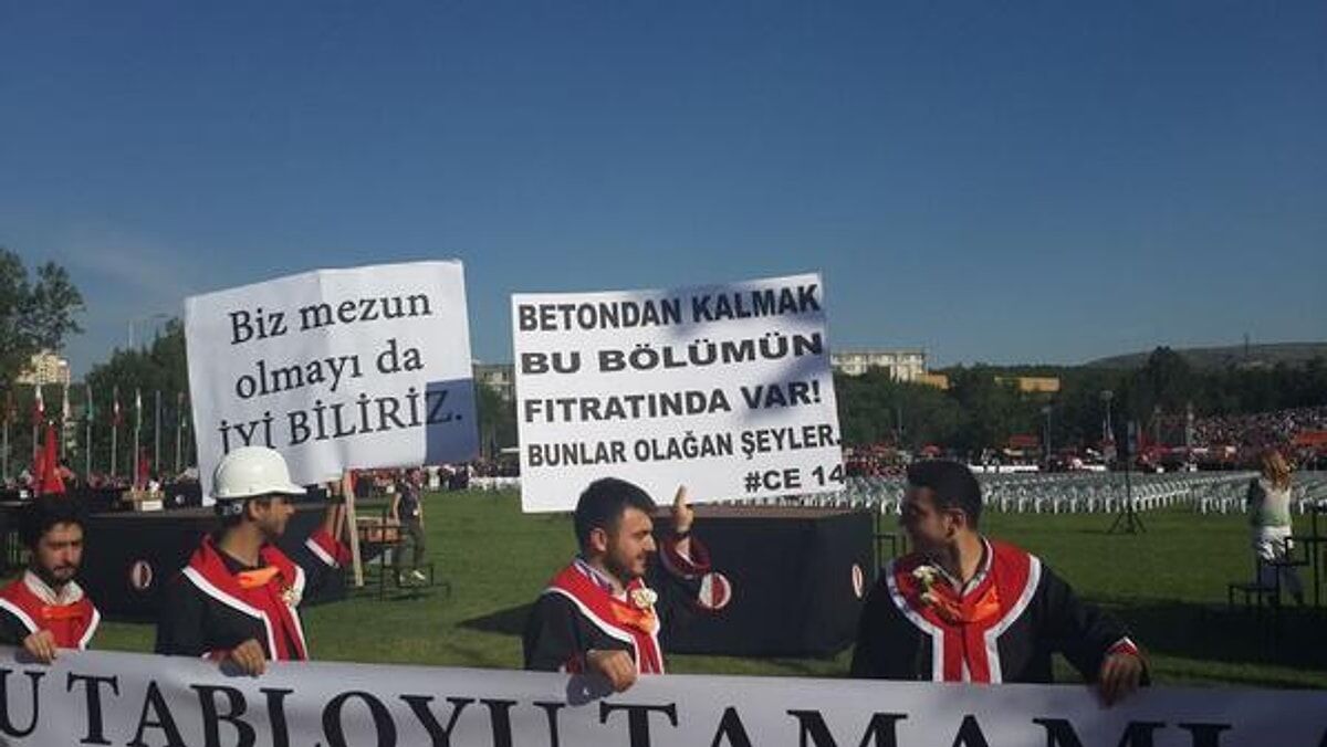 ODTÜ 2025 Mezuniyetinden En İyi Pankartlar 10