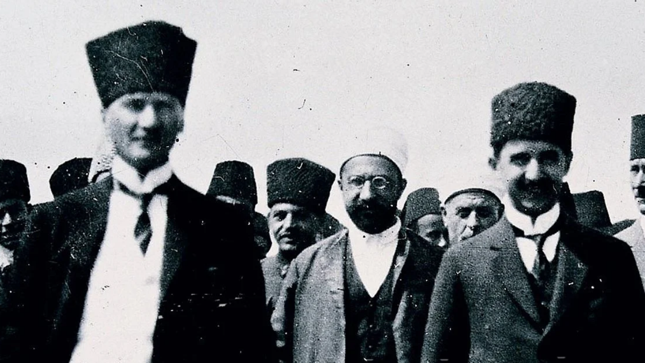 Sonsuz Barışın Teminatı 102 Yıl Önce Duyuruldu Lozan Barış Antlaşması’nın Yıldönümü