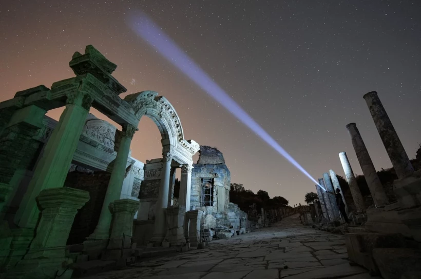 Efes Antik Kenti’nde Yıldızlarla Büyüleyen Gece 11