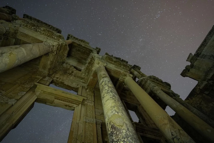 Efes Antik Kenti’nde Yıldızlarla Büyüleyen Gece 4