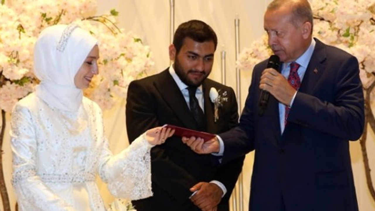 Ali Erbaş’ın Kızı Şeyda Nur Küçük, Düzce Üniversitesi’nde Araştırma Görevlisi Oldu (1)