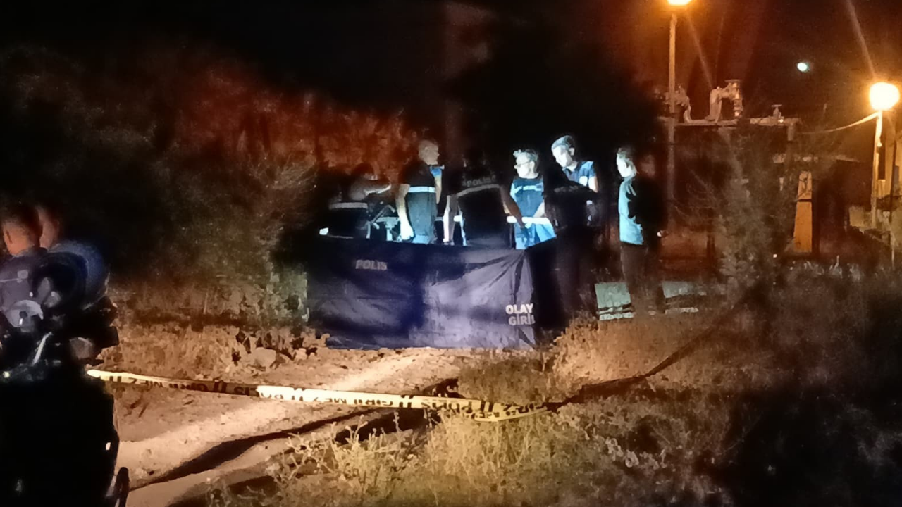 Aydın’da Kadın Cinayeti Teslime Hanedan Başından Vurulmuş Halde Bulundu (3)