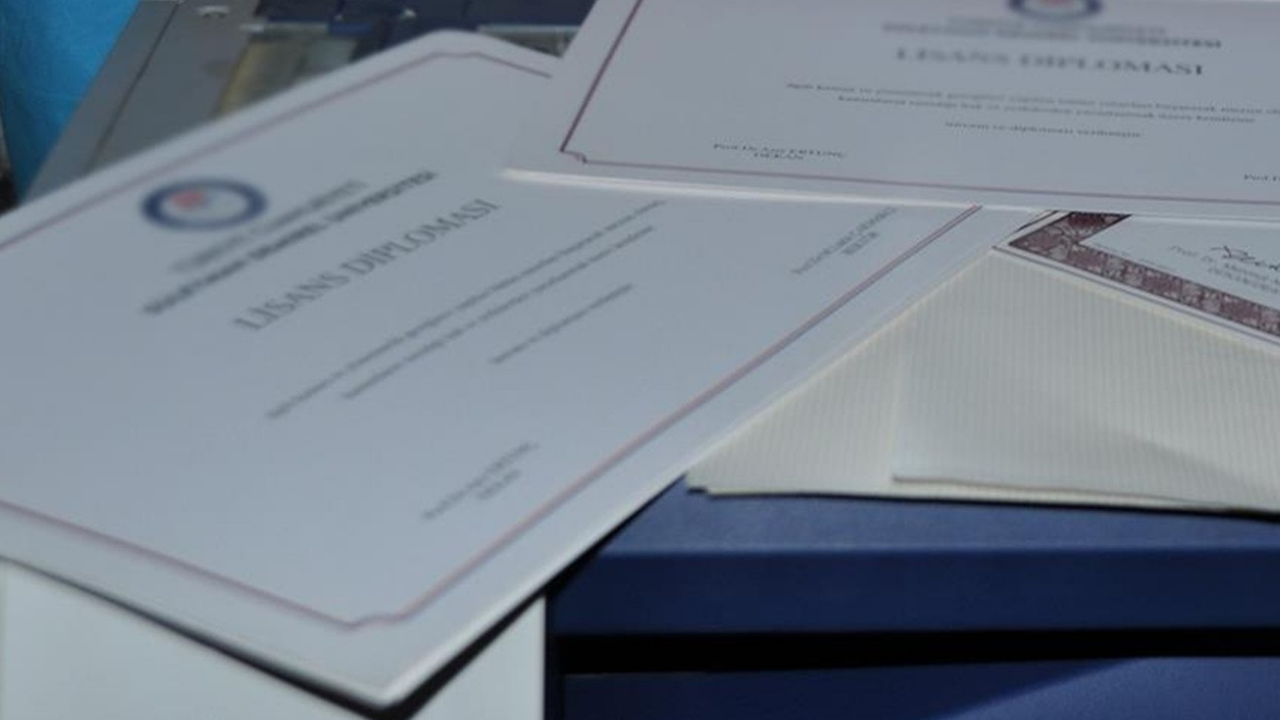 E Devlet Üzerinden Sahte Mezuniyet Depremde Ölen Avukatların Kayıtları Silindi