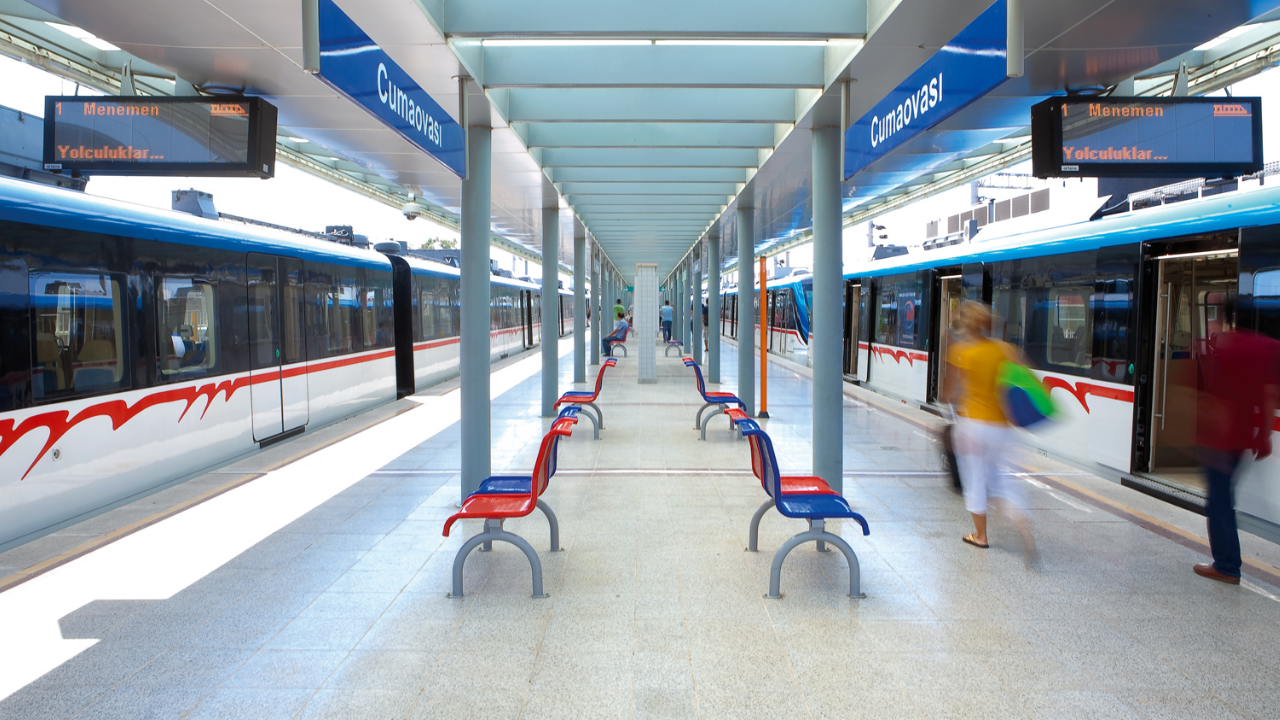 İzmir’de İzban Seferleri Grev Nedeniyle Iptal Edildi