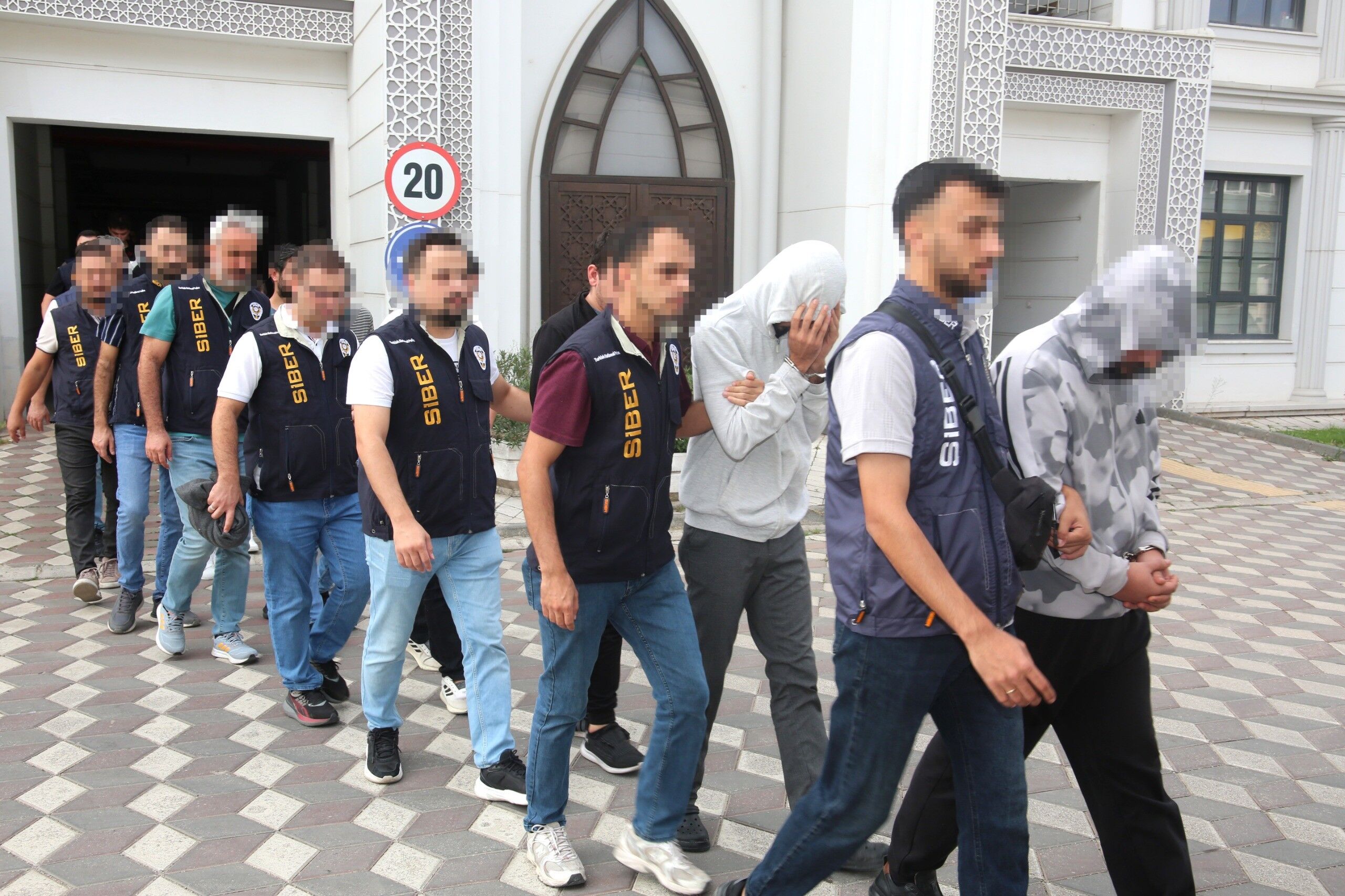 16 ilde dolandırıcılık operasyonu: 24 tutuklama-2