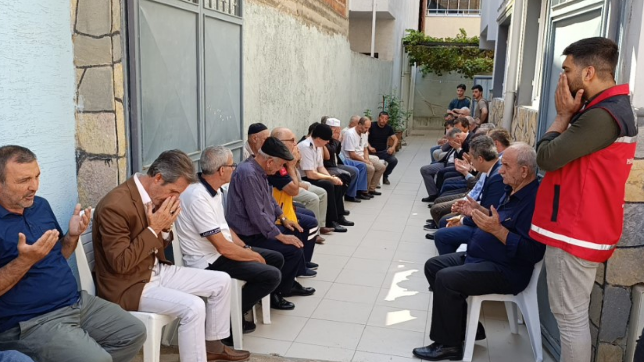 Emniyet Müdürü Muhsin Aydemir’in Şehadet Haberi Memleketi Bursa’ya Ulaştı (2)