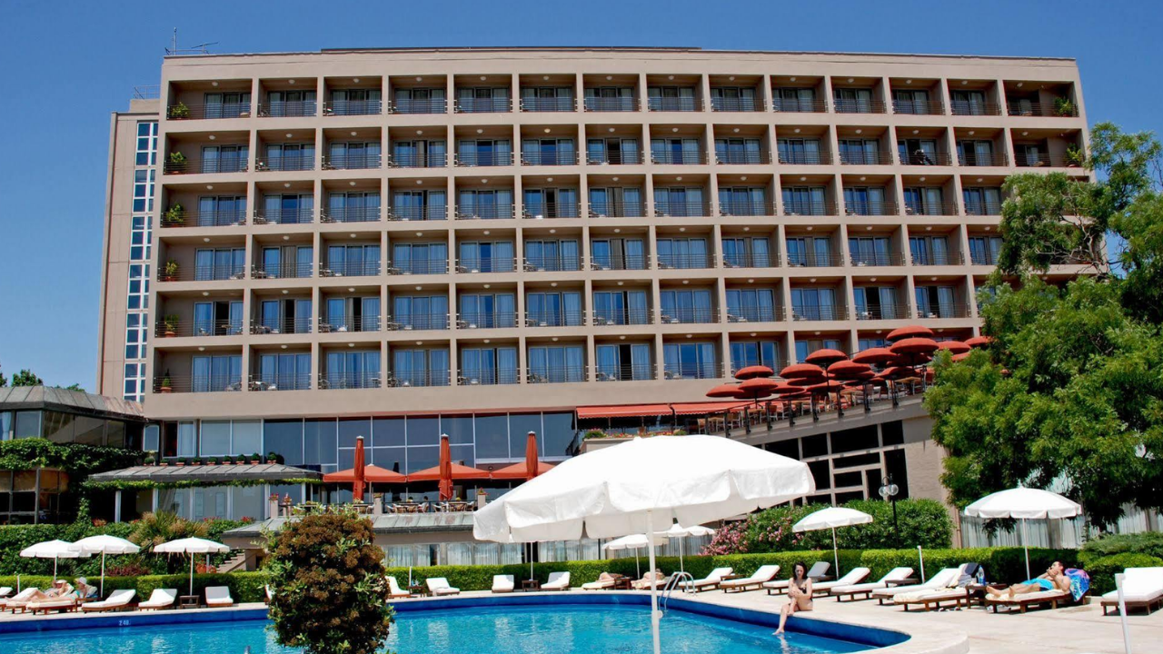 İstanbul’daki 66 Yıllık Tarihi Çınar Otel Artık Yok (3)