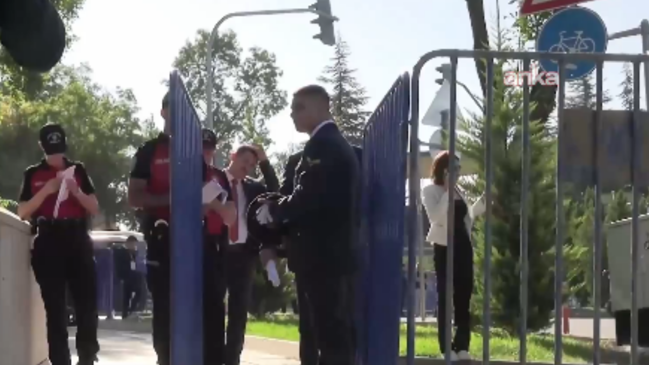 Msb’den Anıtkabir’de Askerlerin Arandığı Iddiasına Yönelik Açıklama Geldi