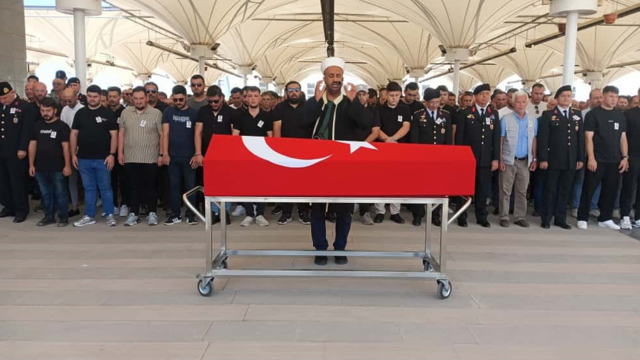 Silahlı Saldırıda Hayatını Kaybetmişti Emre Bozkurt’un Babasından Husumet Iddialarına Yalanlama (2)