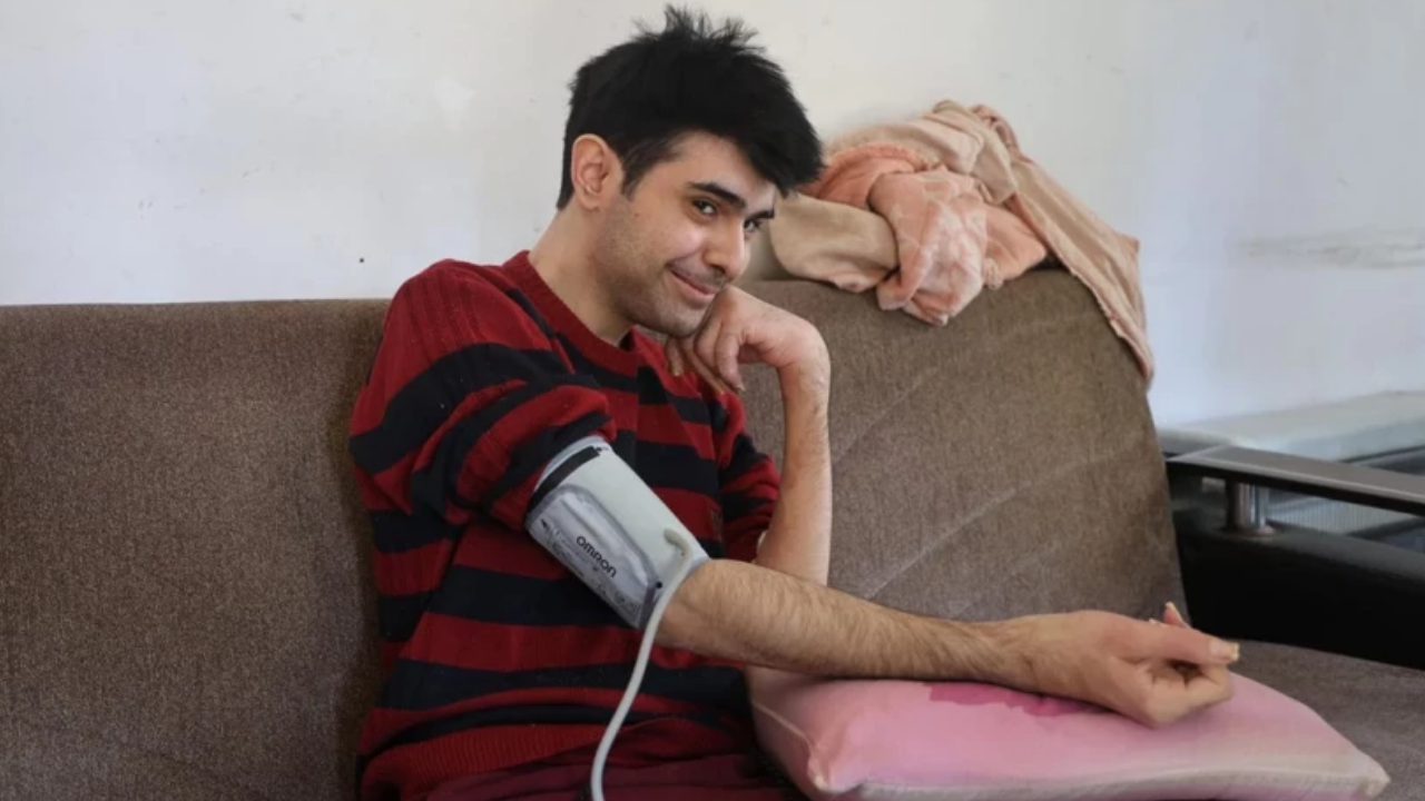 3 Yıldır Duş Almayan Gence Depresyon Ve Anksiyete Tanısı Kondu! (2)