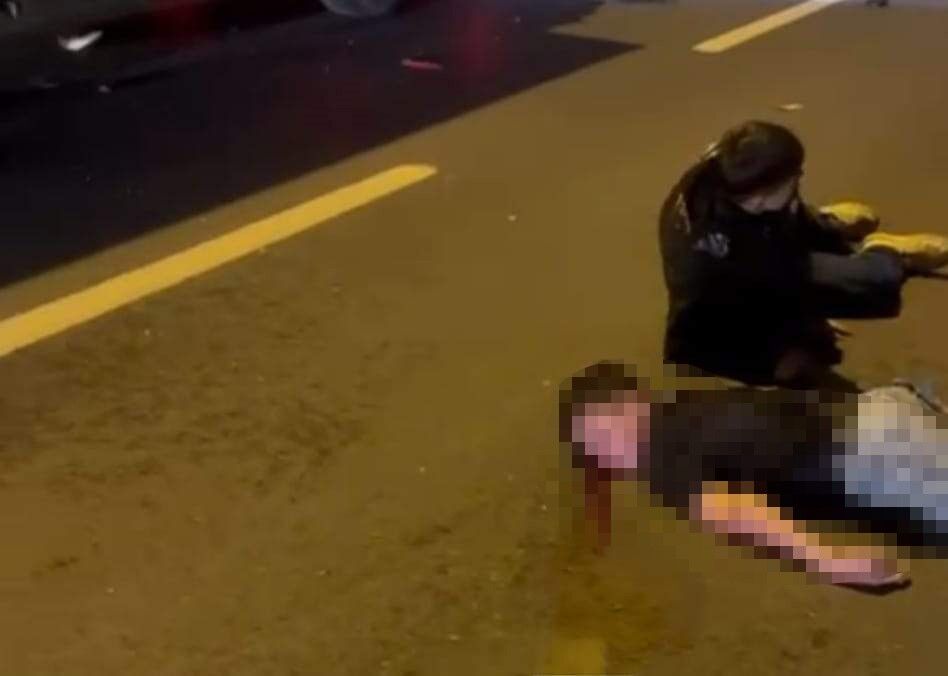 Elektrikli bisiklete çarpan otomobil 13 yaşındaki çocuğun ölümüne yol açtı-1