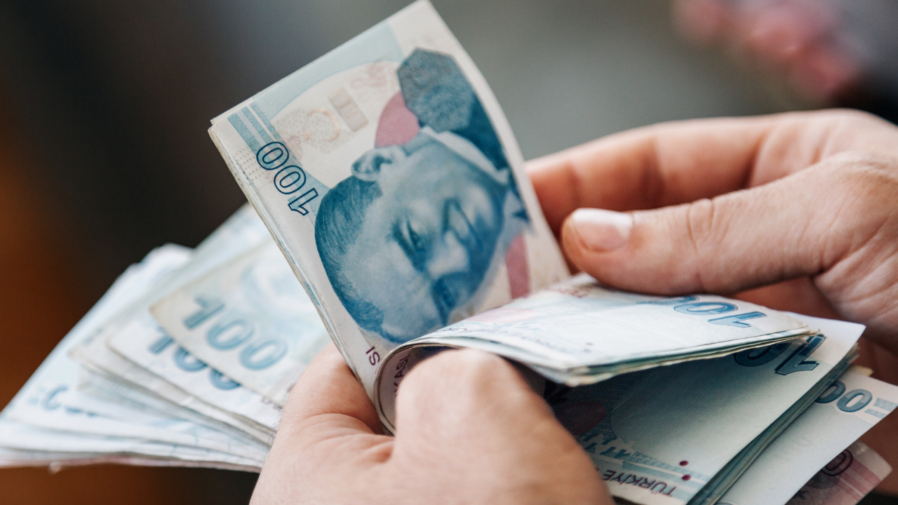 Asgari Ücret Toplantısının Tarihi Belli Oldu Sendikalar Masada Yok! (3)