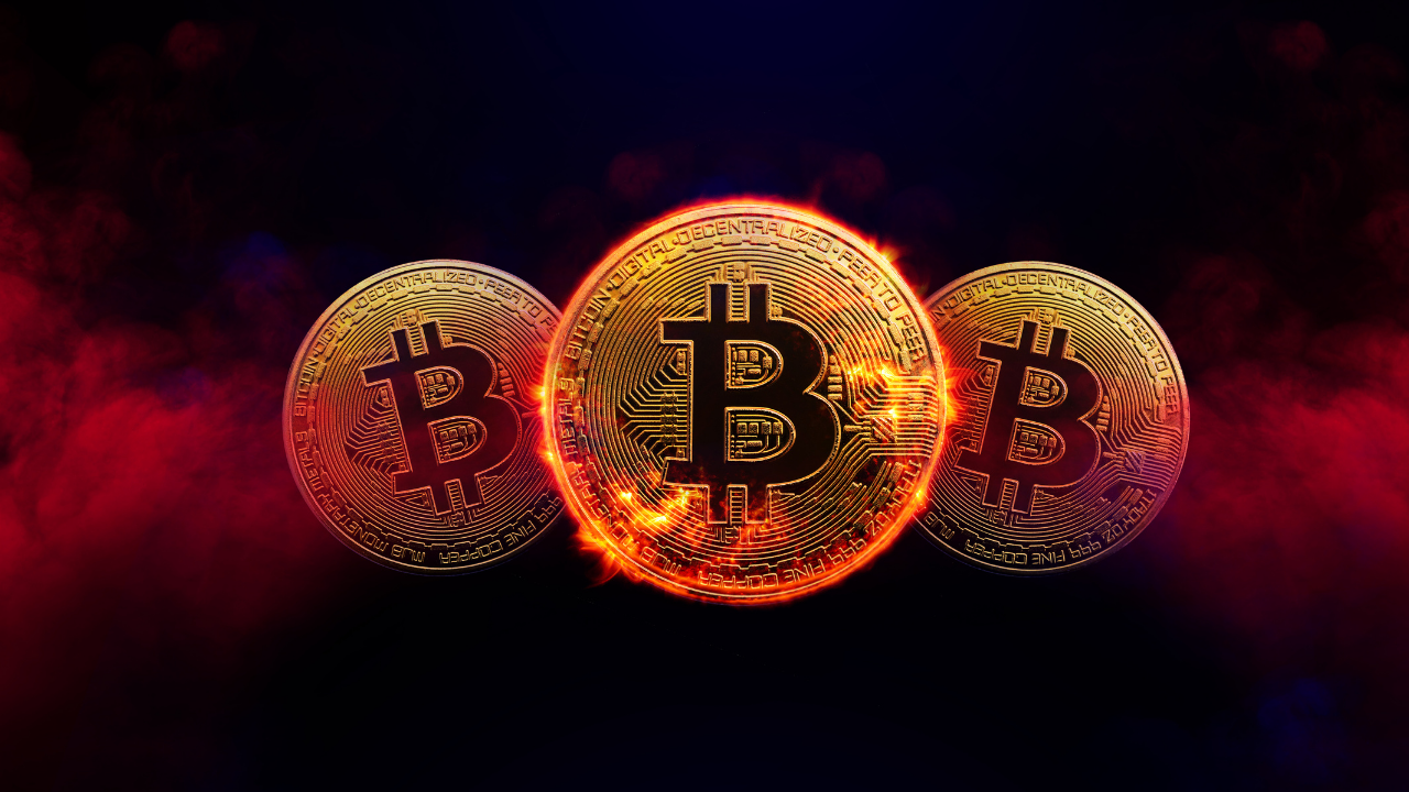 Bitcoin Tarihi Zirveyi Kırdı! 125 Bin Dolar Eşiği Aşıldı, Sırada Ne Var