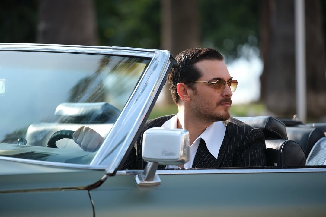 Demet Özdemir ve Çağatay Ulusoy, Efsane Pozlarıyla Cannes’ı Salladı 3