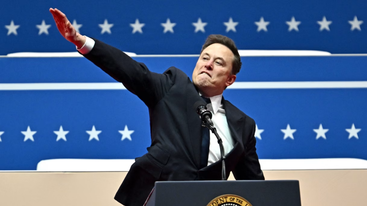 Elon Musk Tarihte İlk Kez 500 Milyar Dolar Servet Sınırını Aştı