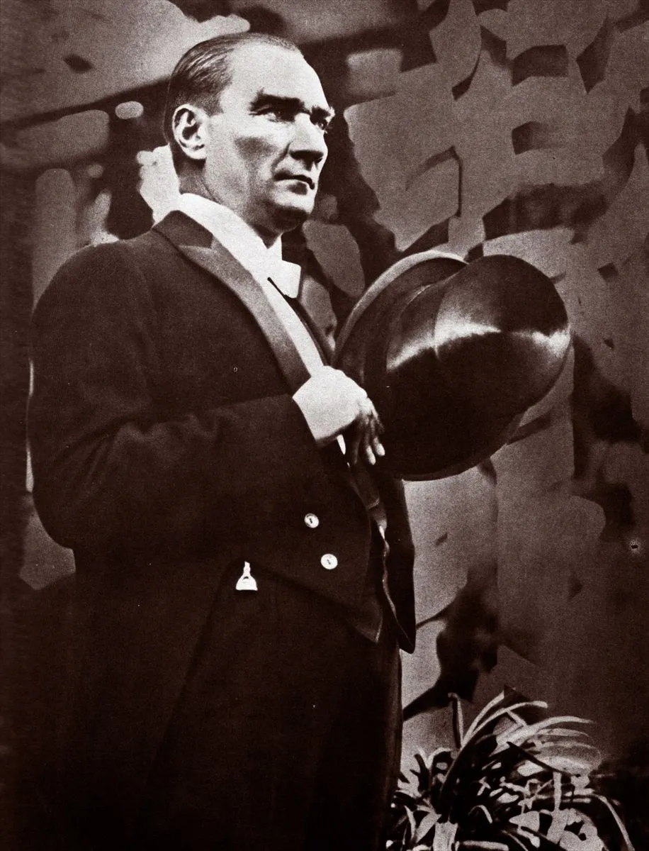 Geçmişten Bugüne Cumhuriyet Bayramı 1