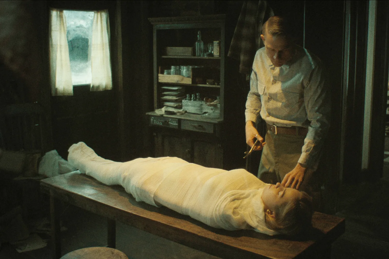 Monster Ed Gein Hikayesi Netflix'te Yayında! 2