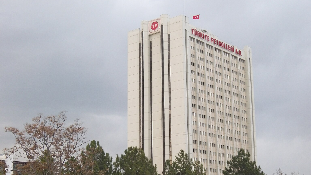 Türkiye Petrolleri’ne Kaçakçılık Operasyonu Üst Düzey 3 Isim Tutuklandı