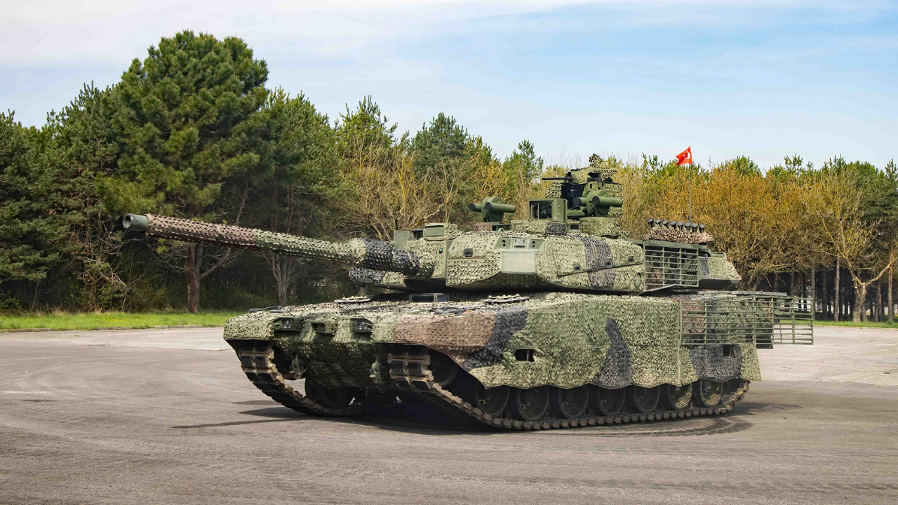 Yerli Muharebe Tankı Altay Tsk Envanterine Girdi