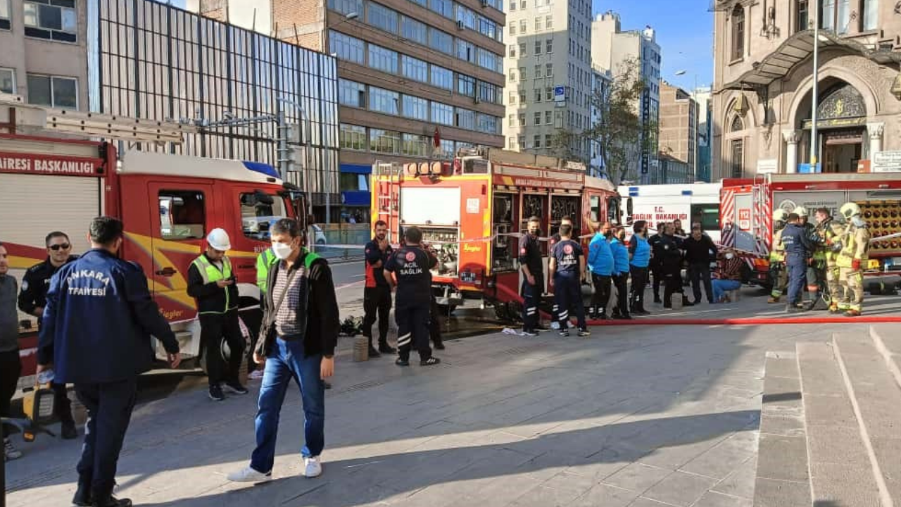 Ankara Sosyal Bilimler Üniversitesi’nde Korkutan Anlar 6 Kişi Hastaneye Kaldırıldı (1)